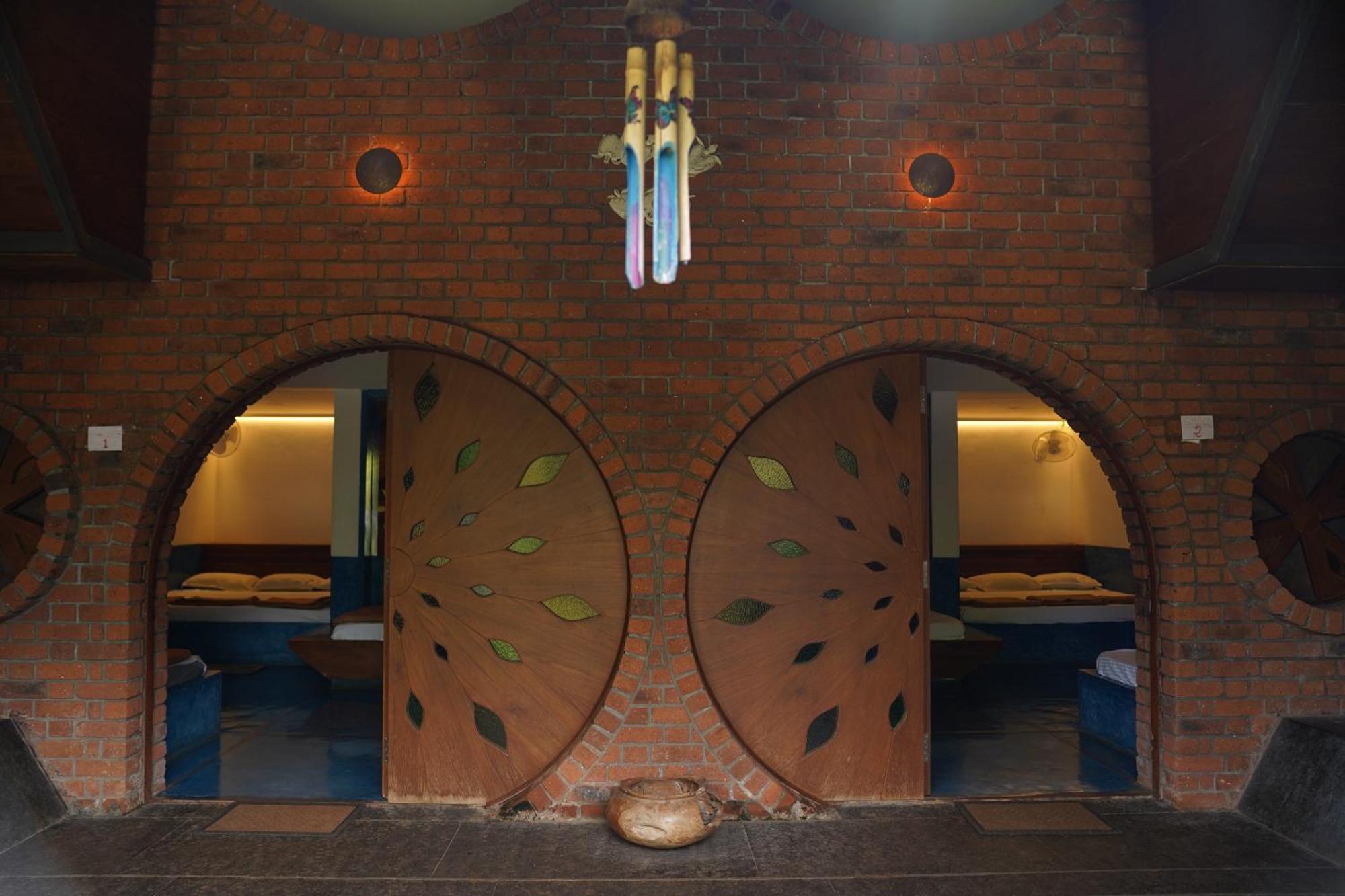 Bamboo And Bricks Resort Welhe エクステリア 写真